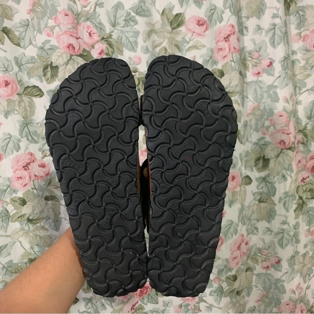 BIRKENSTOCK - Birki’s Sylt metallic green embossed criss cross sandals